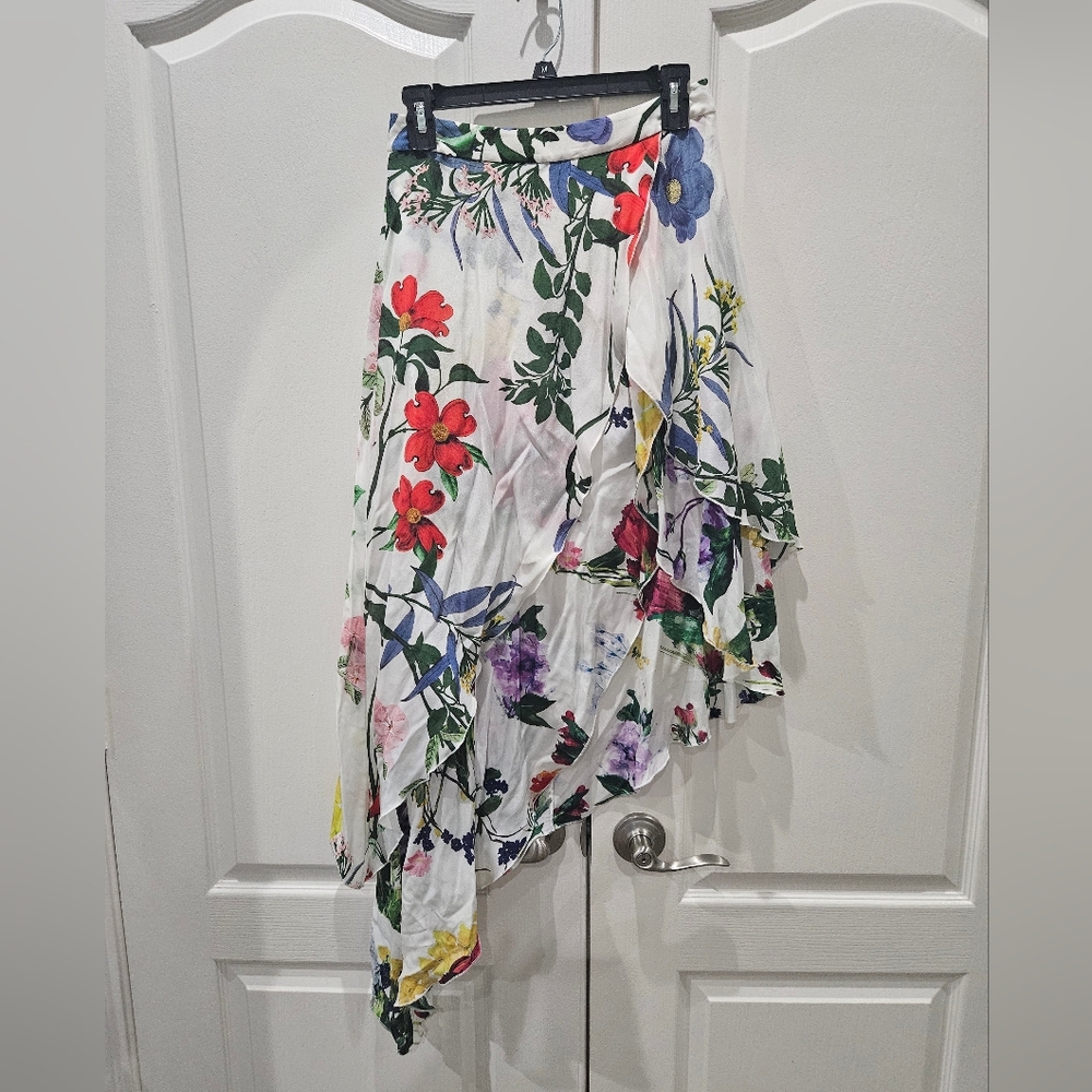 Alice and Olivia Joeann Floral Asymmetric Silk Skirt, size 4